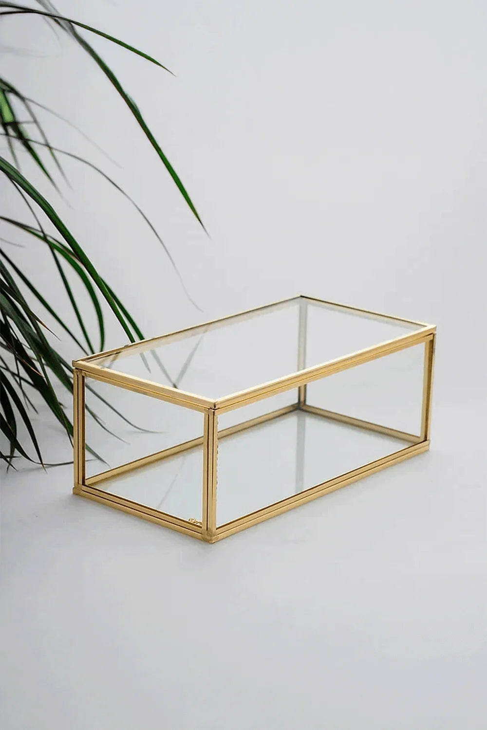 Pirinç Gold Cam Kapaklı Takı Aksesuar Çikolata Fotoğraf Kutusu 23x12x8cm - 0