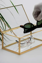 Pirinç Gold Cam Kapaklı Takı Aksesuar Çikolata Fotoğraf Kutusu 23x12x8cm - 2