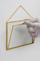 Yatay Pirinç Gold Kapaklı Cam Duvar Askılı Fotoğraf Çerçevesi 20x15cm - 3