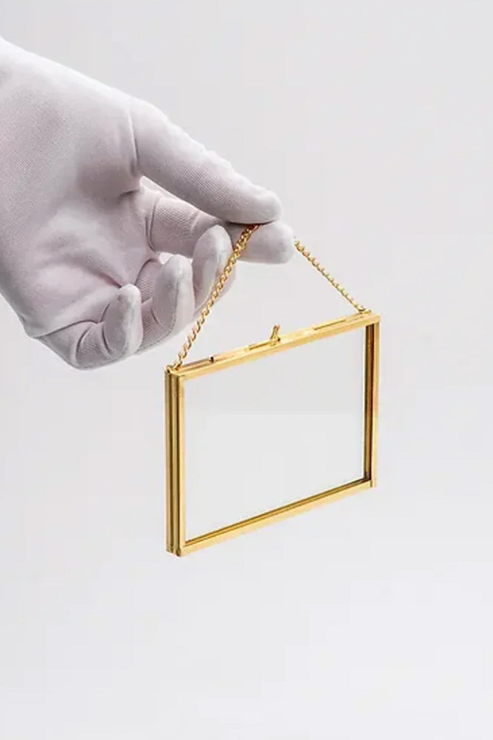 Yatay Pirinç Gold Kapaklı Cam Duvar Askılı Fotoğraf Çerçevesi 12x8cm - 1