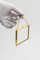 Yatay Pirinç Gold Kapaklı Cam Duvar Askılı Fotoğraf Çerçevesi 10x8cm - 2