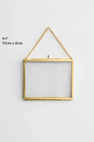 Yatay Pirinç Gold Kapaklı Cam Duvar Askılı Fotoğraf Çerçevesi 10x8cm - 3