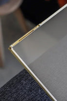 Pirinç Zincirsiz Duvar Aparatlı Cam Fotoğraf Çerçevesi 60x45cm - 5