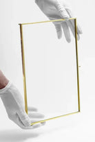 Pirinç Zincirsiz Duvar Aparatlı Cam Fotoğraf Çerçevesi 30x20cm - 3