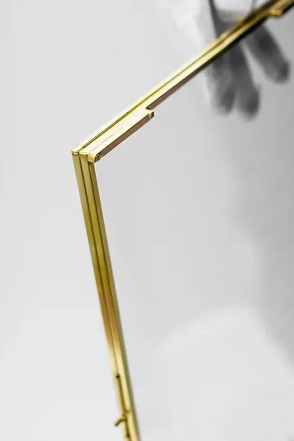 Pirinç Zincirsiz Duvar Aparatlı Cam Fotoğraf Çerçevesi 30x20cm - 7