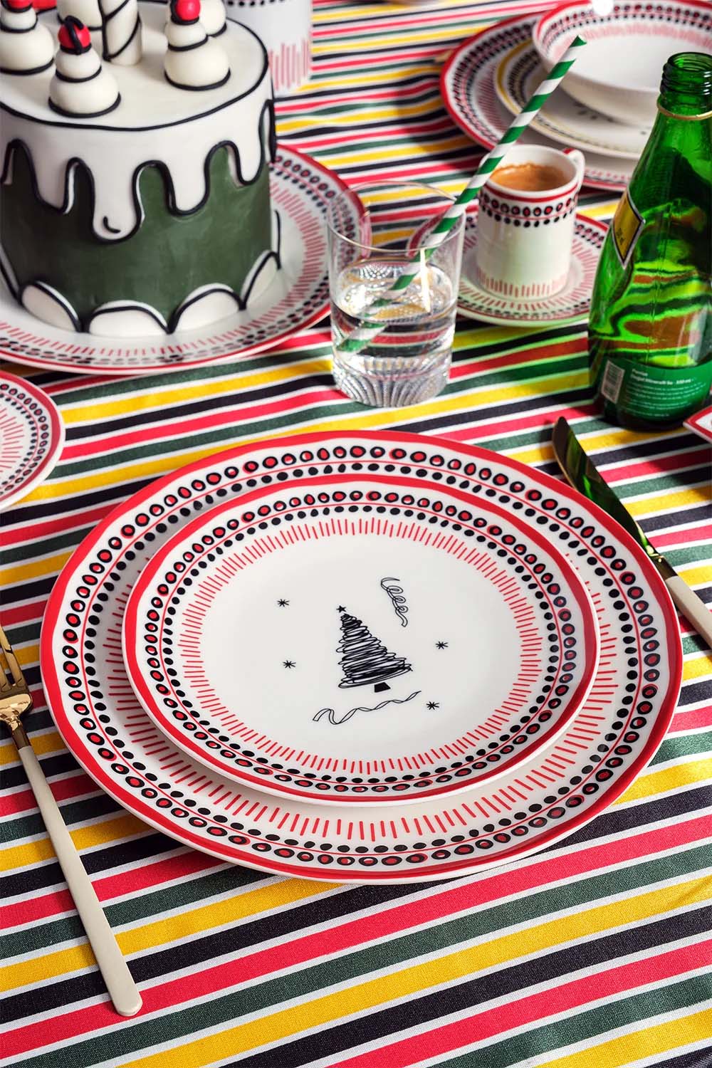 Holiday Collection Porselen Tatlı Tabağı / Kırmızı - 1