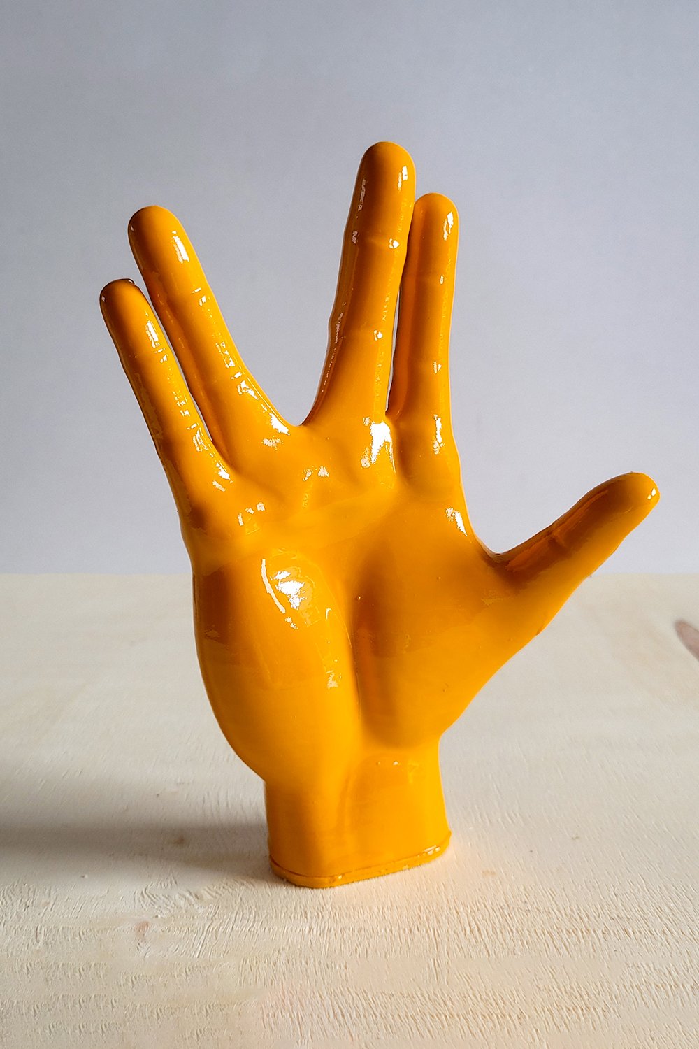 Spock El Figürü | Koyu Sarı - 3