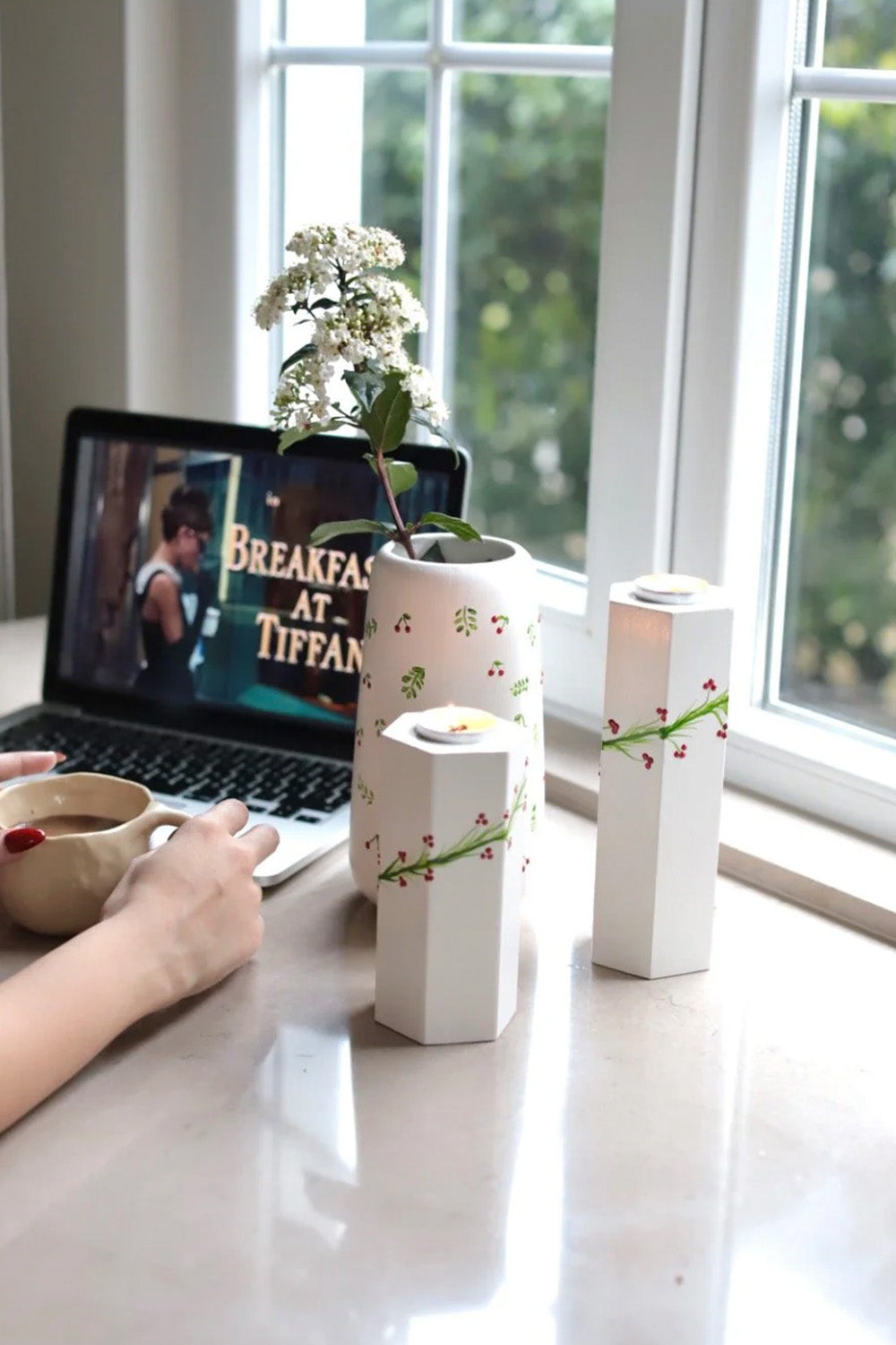 Minik Kirazlı Seramik Vazo - 1