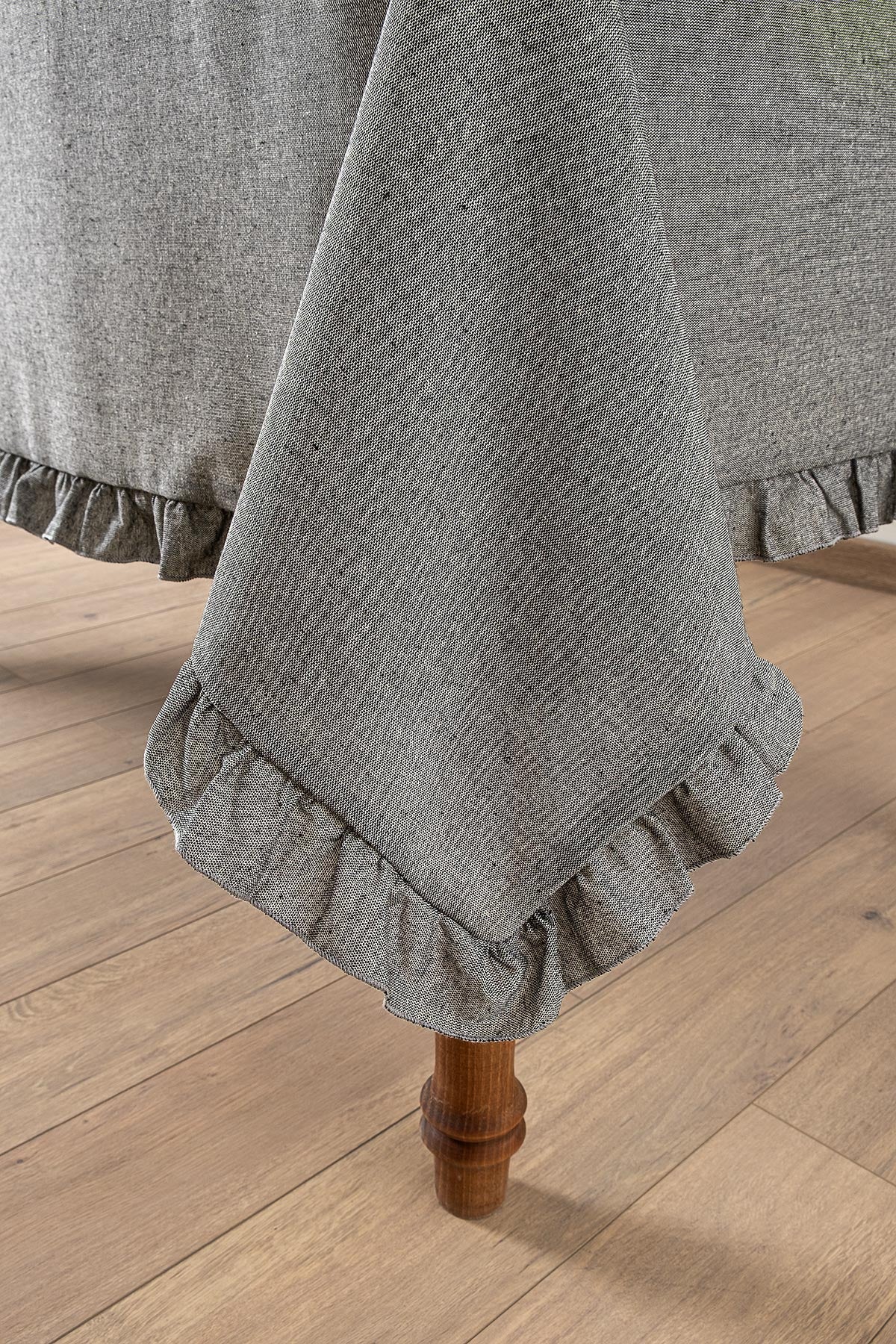 Selendi Firfirli Masa Örtüsü - 5