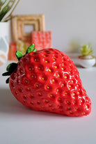 Big Berry Dekoratif Çilek Heykeli - 1