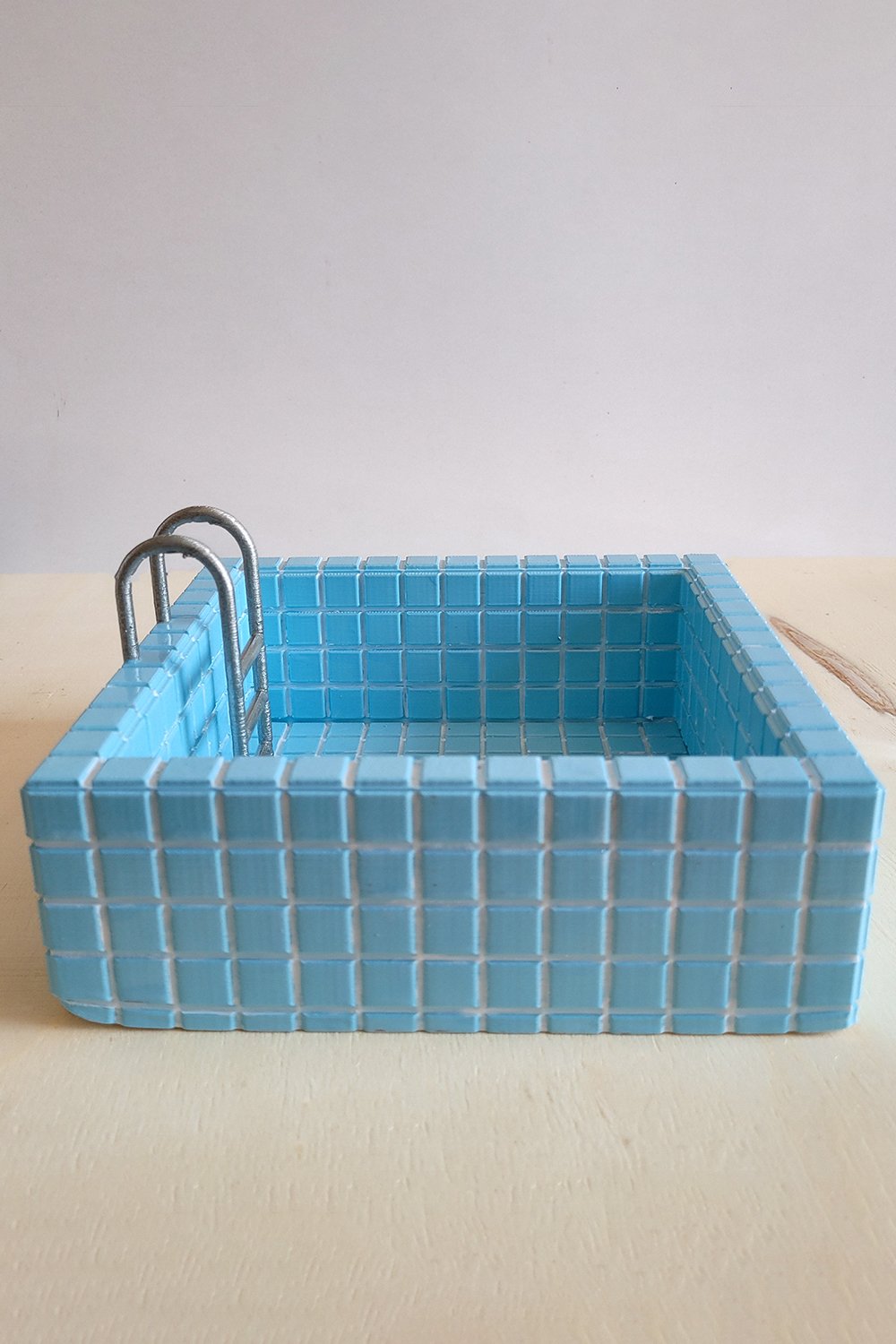 Yüzme Havuzu Saksı - 3