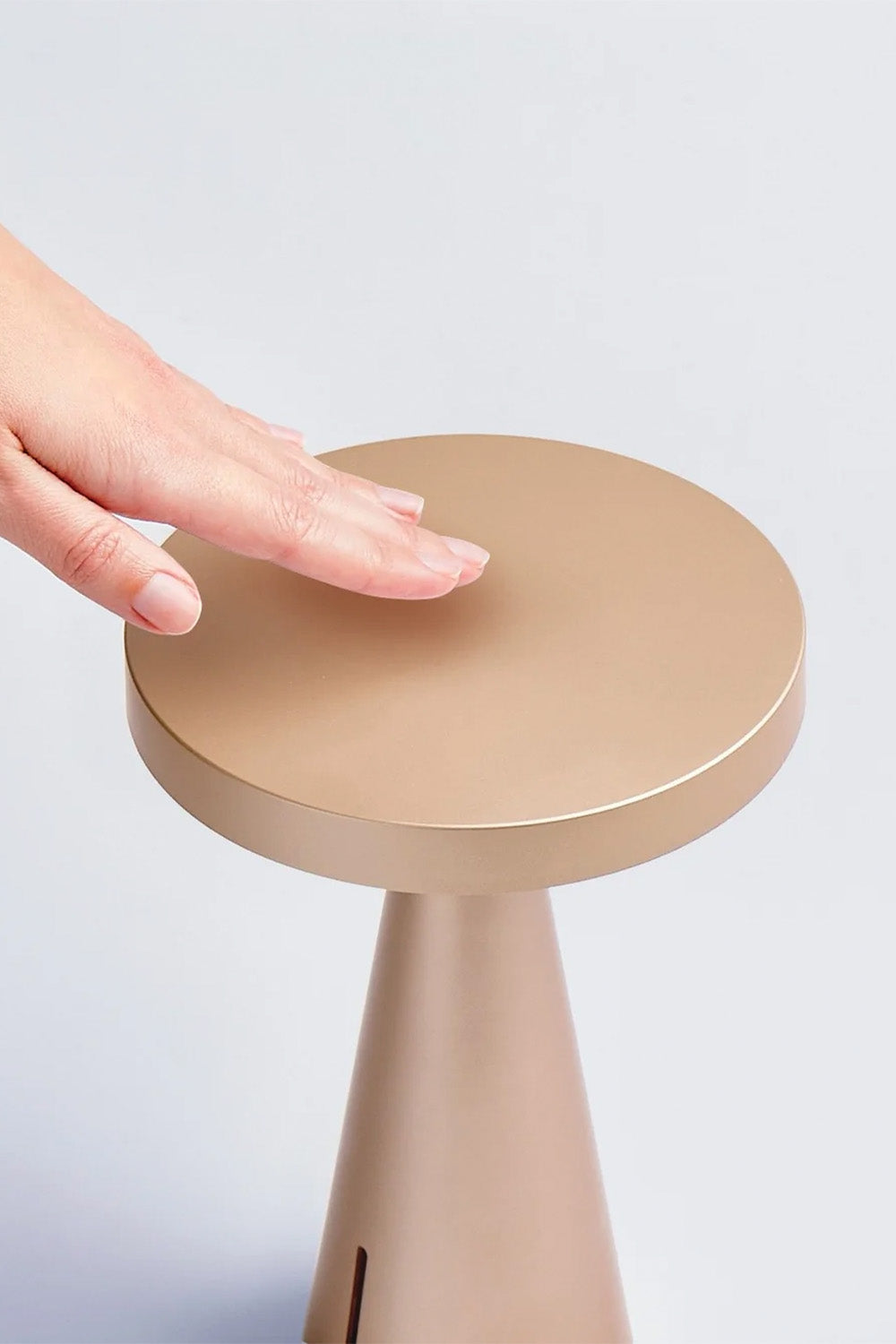 Mano Sensörlü Aydınlatmalı Dezenfektan Dispanseri Dore - 2