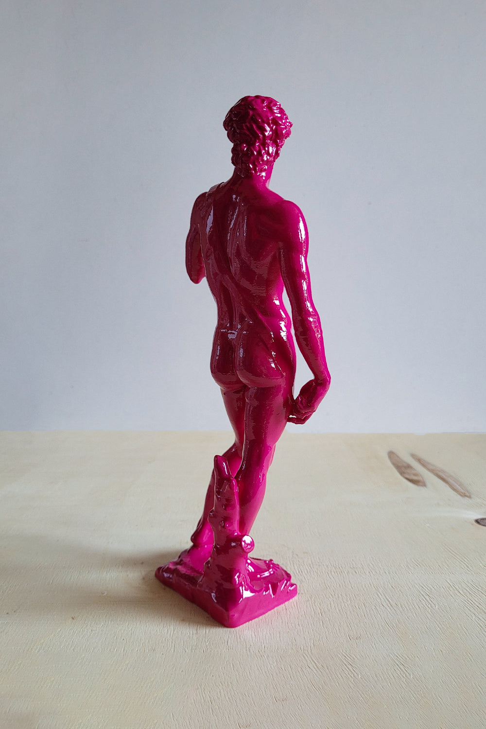 David | Fuşya Heykel - 6