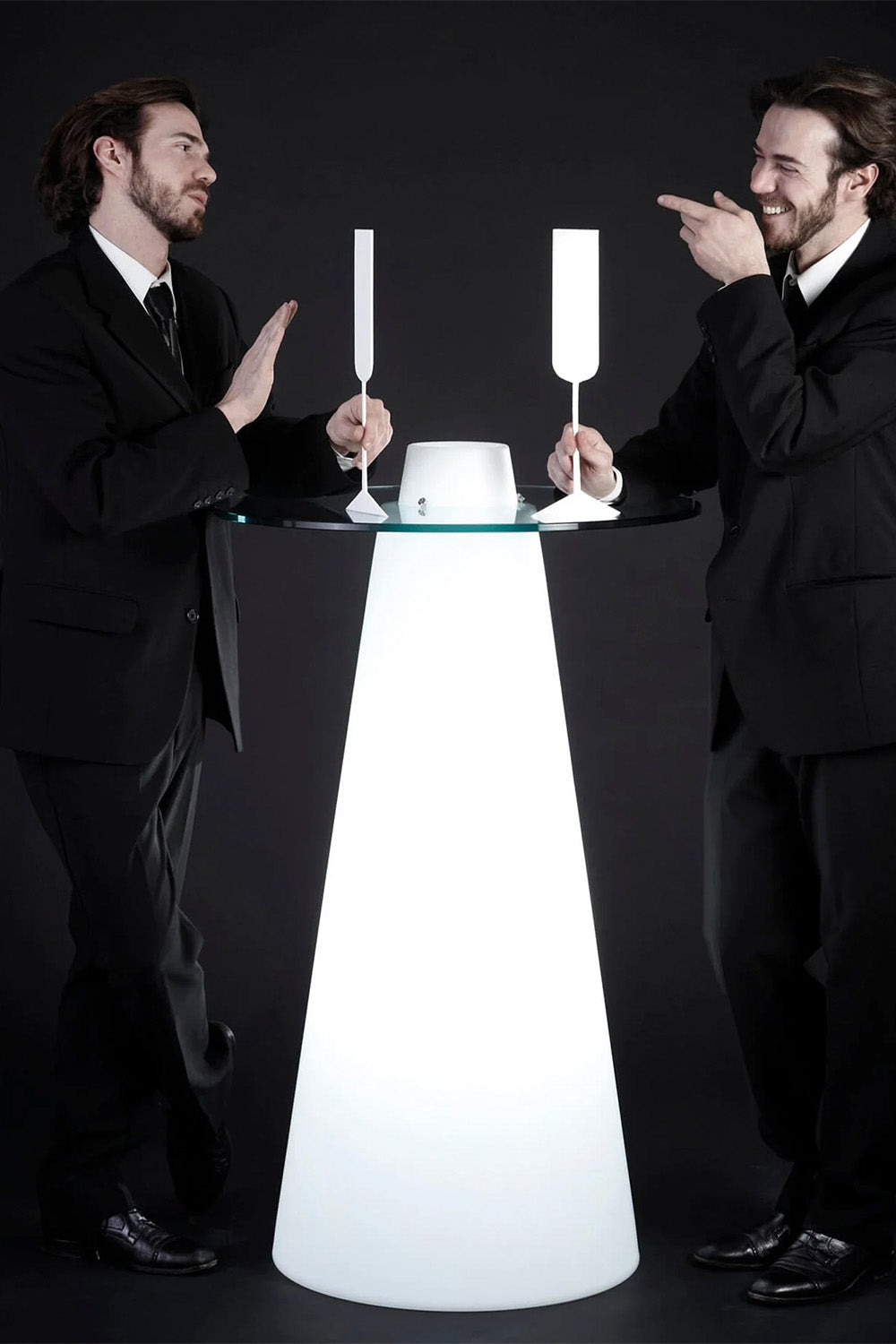 Peak Işıklı Beyaz Bistro Masa H:120cm - 2