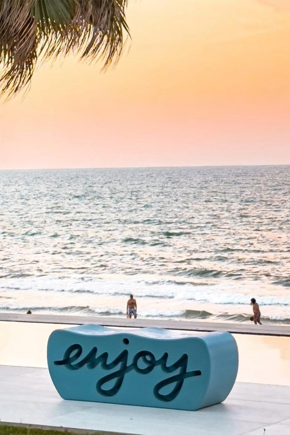 Enjoy Mavi Bench - 1