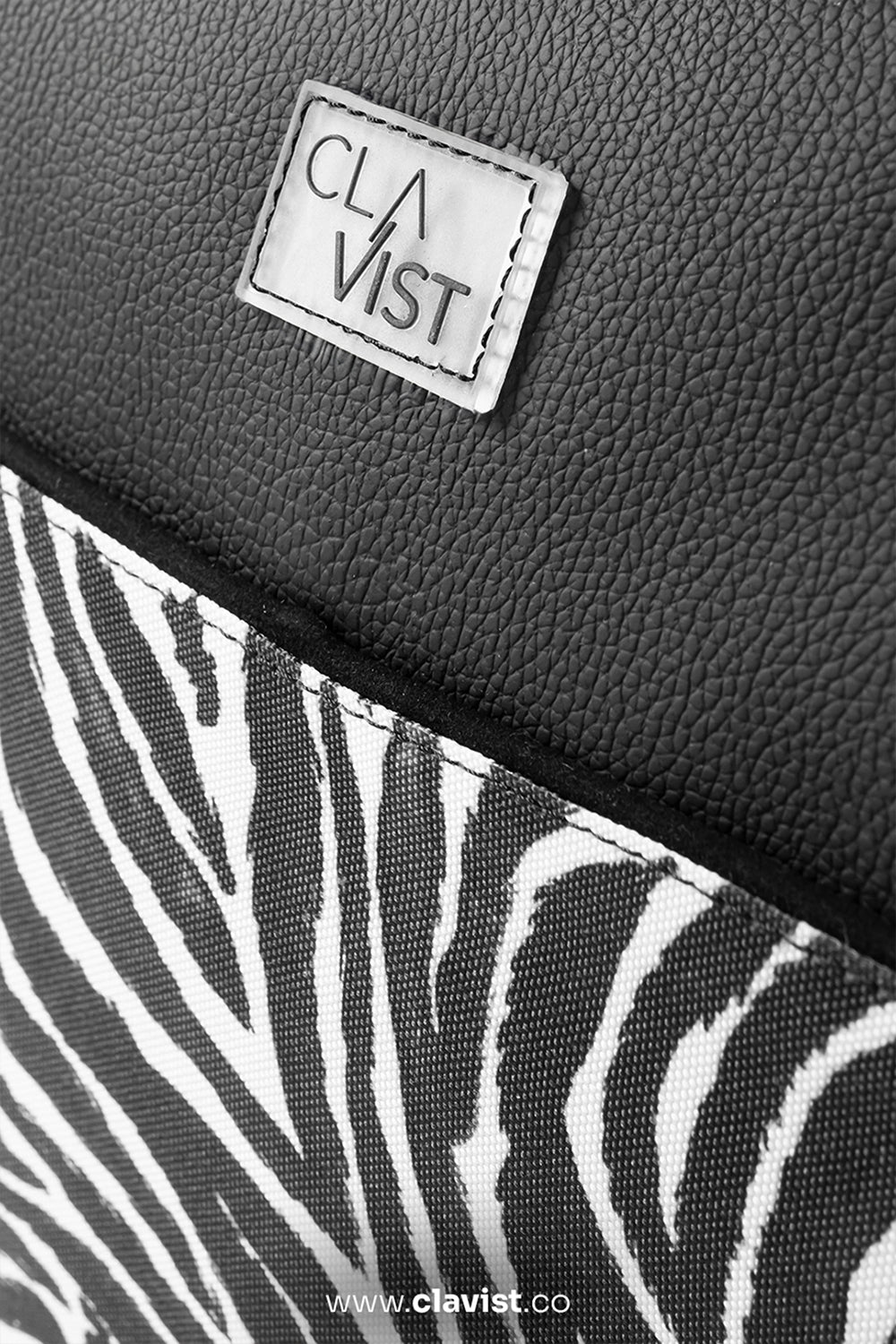 Zebra Desenli  Laptop & Macbook  & Ipad Kılıfı - 11