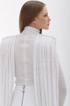 Beyaz Şal Detaylı Bluz - 4