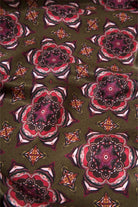 Floral Desenli Fular Detaylı Saten Bluz - 4