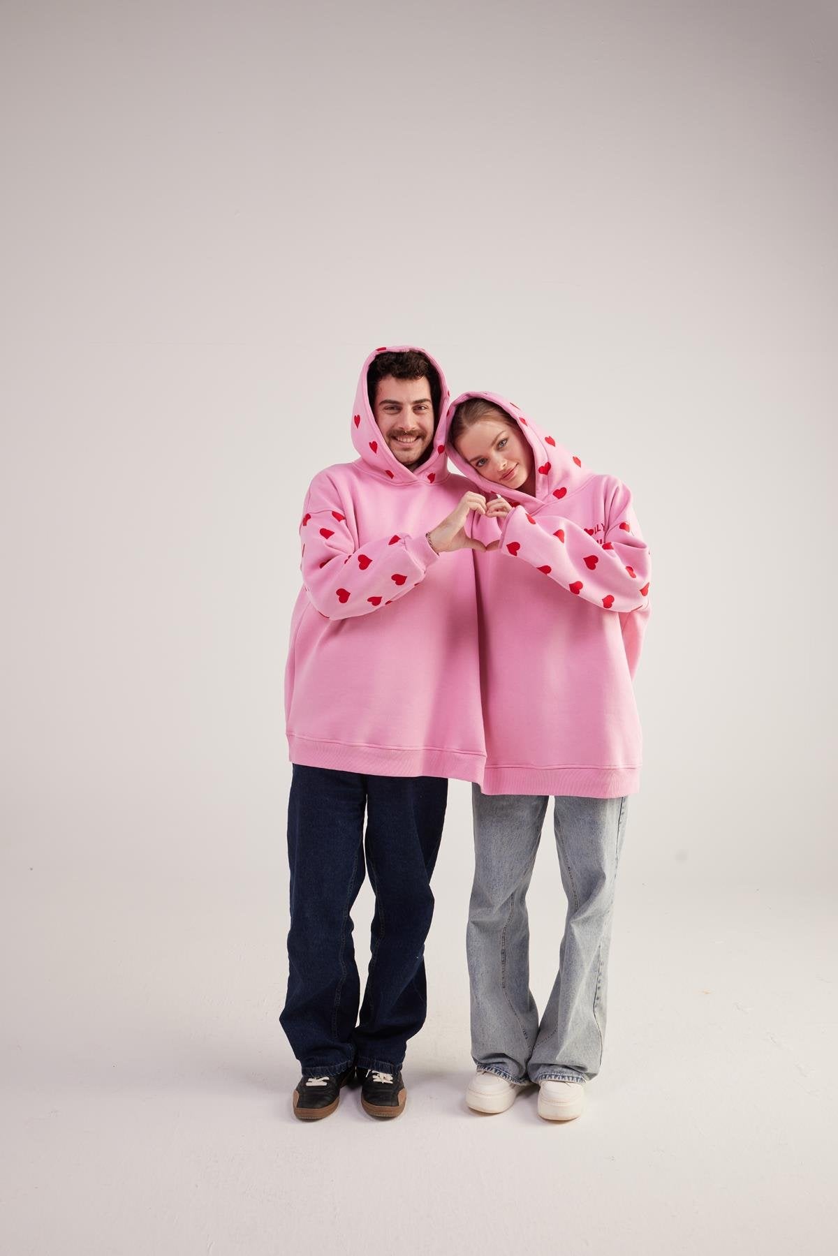 Kalp Baskılı Çift Giyilir Lovebombing Sweatshirt Pembe - 4
