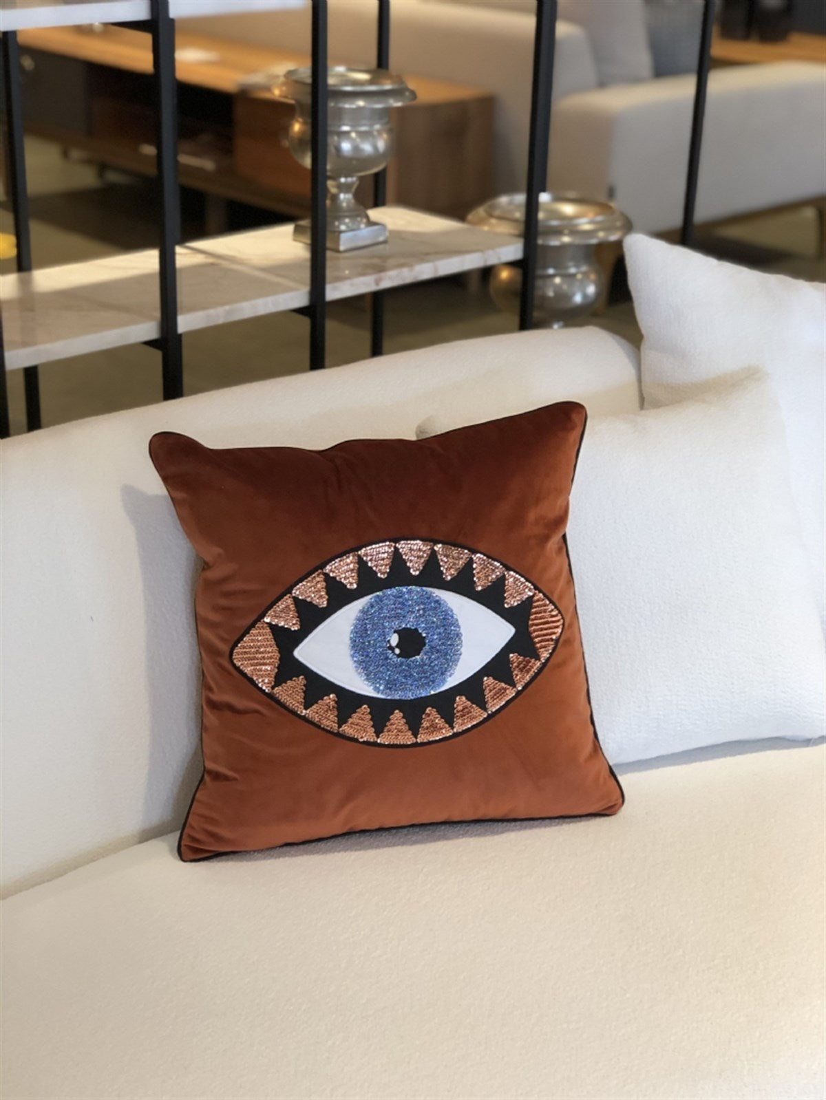 İkili Set Kiremit Kadife Pullu Mavi Göz Desenli Kırlent Kılıfı - 3