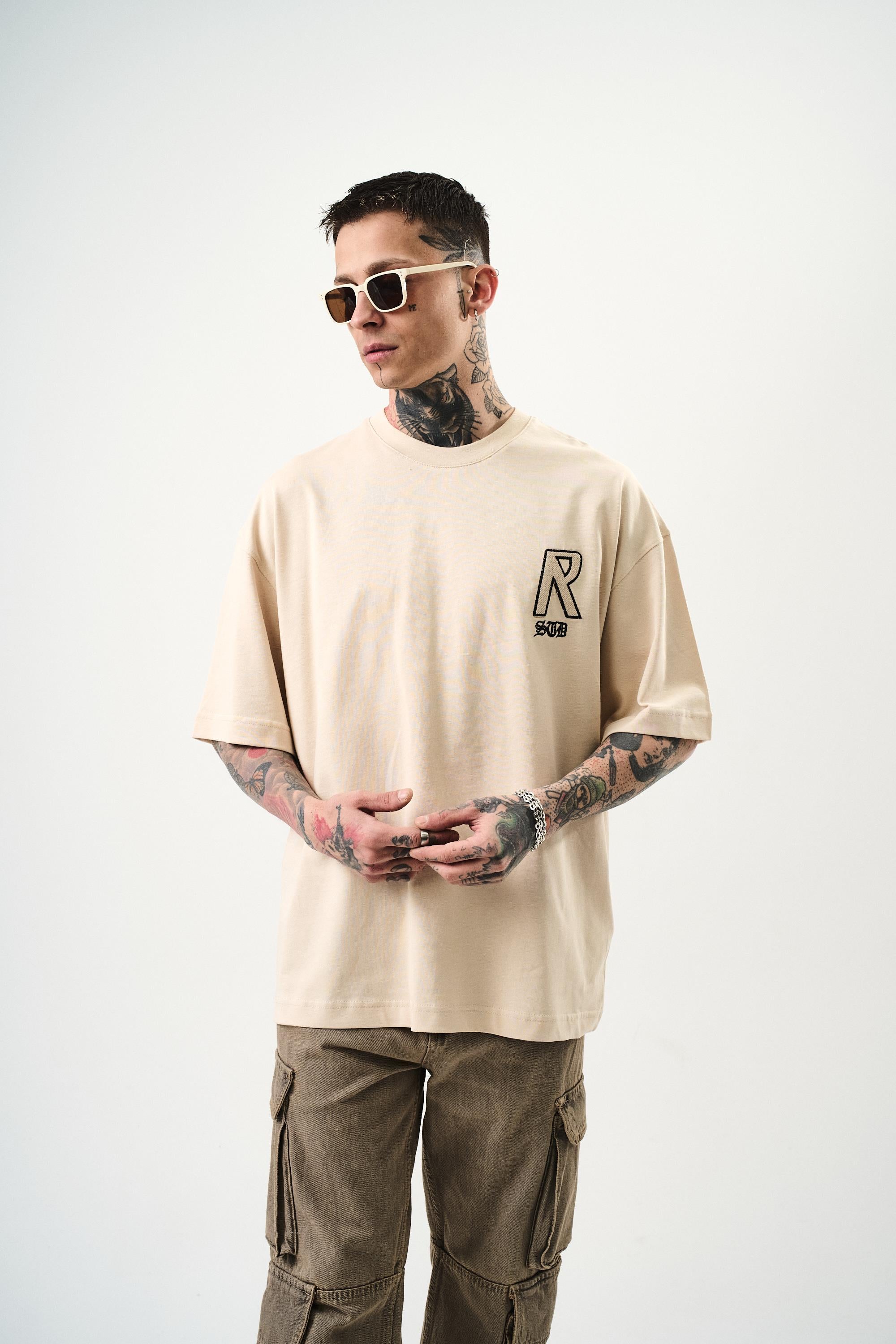 Erkek R Creative Nakışlı Oversize T-Shirt Bej - 0