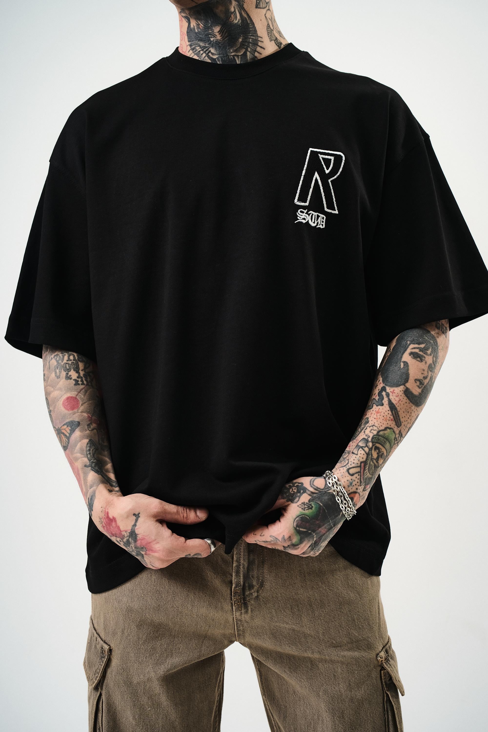 Erkek R Creative Nakışlı Oversize T-Shirt Siyah - 4
