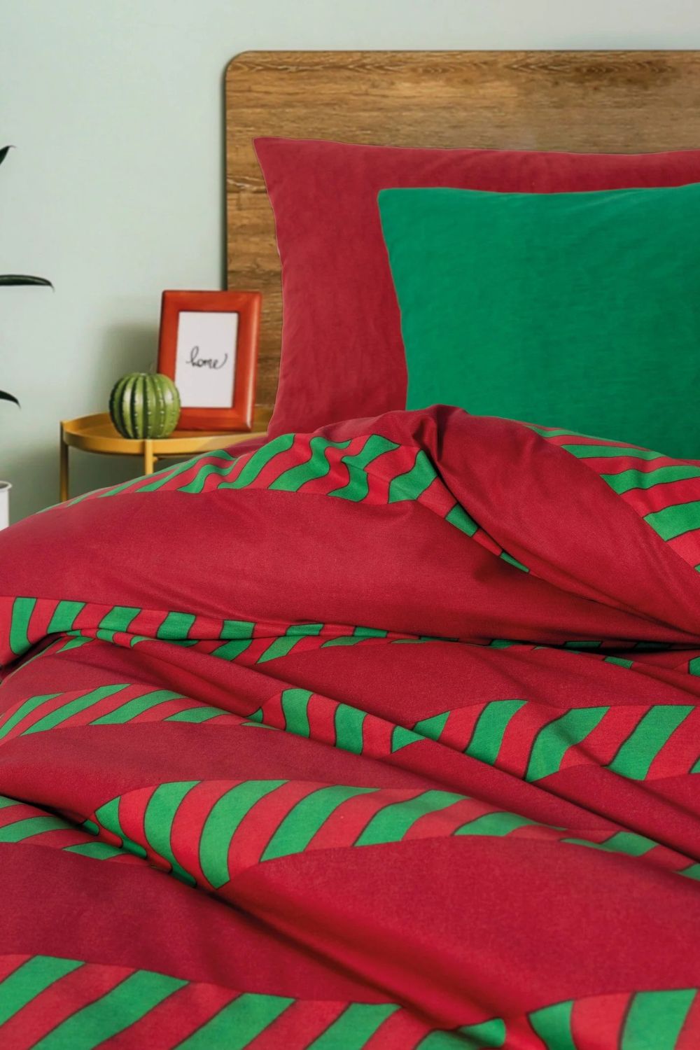 Festive Tek Kişilik Lastikli Çarşaflı Nevresim Takımı Holly Yeşil - 1