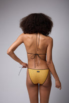 Üçgen Bikini Altı - 3