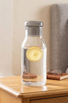 Gri Kapaklı Cam Şişe / Sürahi, 950 Ml, 9 × 23 Cm - 0