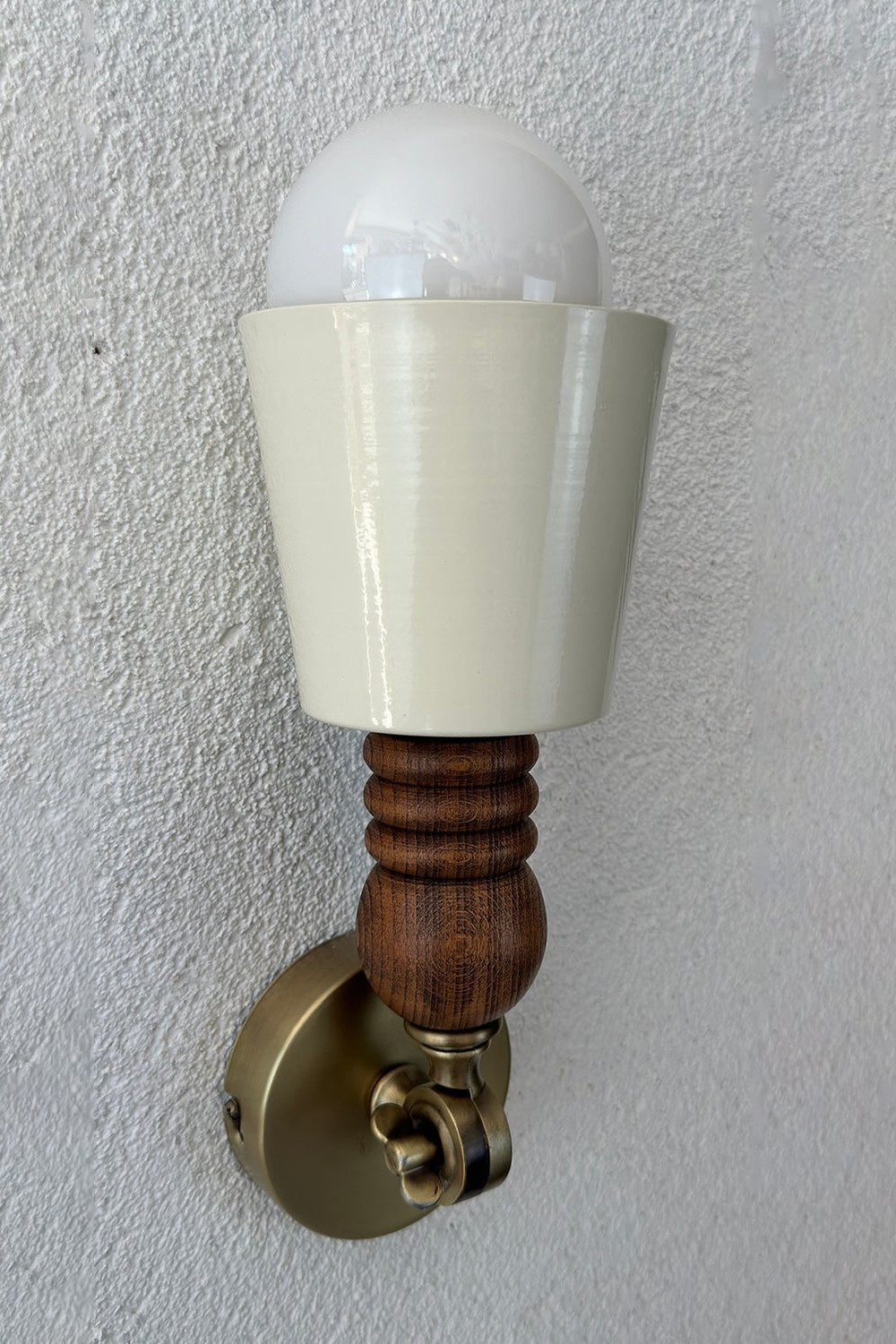 Latty Duvar Aydınlatması - 1