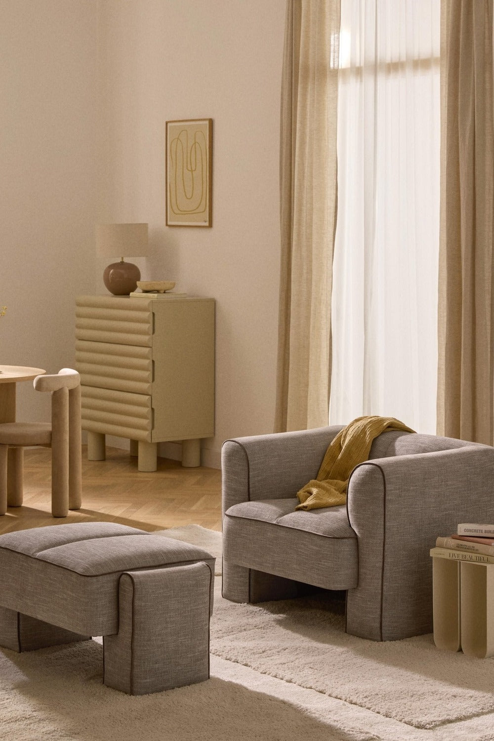 Bobi Modern Tasarım Kumaş Kaplı Tekli Koltuk - 1