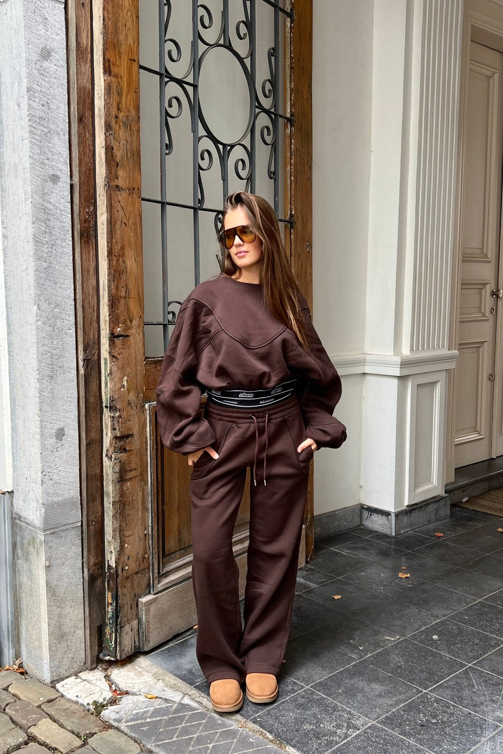 Brown Contour Oversize Cropped Sweatshirt - 1
