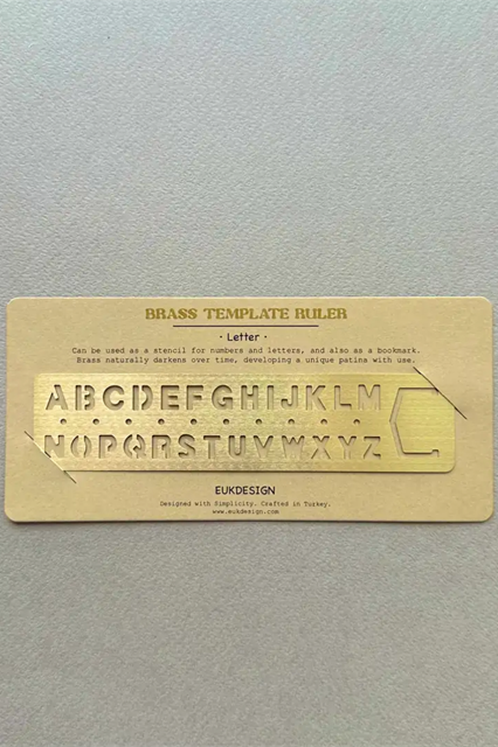 Euk Desıgn Pirinç Şablon Ayraç - Harf - 3