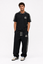 Erkek Originals Şerit Detaylı Regular Fit Eşofman Takımı Siyah - 1