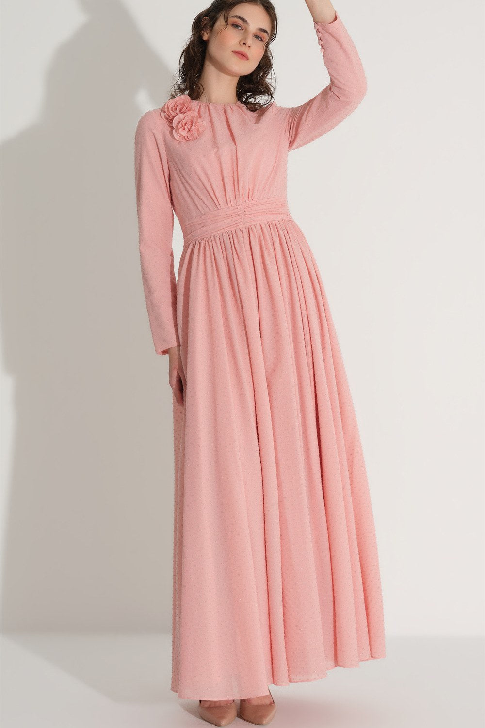 Çiçek Aksesuarlı Simli Elbise - Pembe - 2