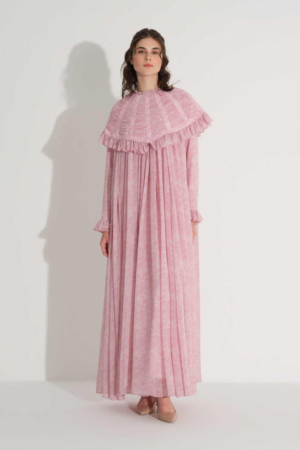 Üstü Takma Pelerinli Şifon Elbise - Pembe - 0