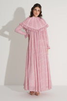 Üstü Takma Pelerinli Şifon Elbise - Pembe - 3