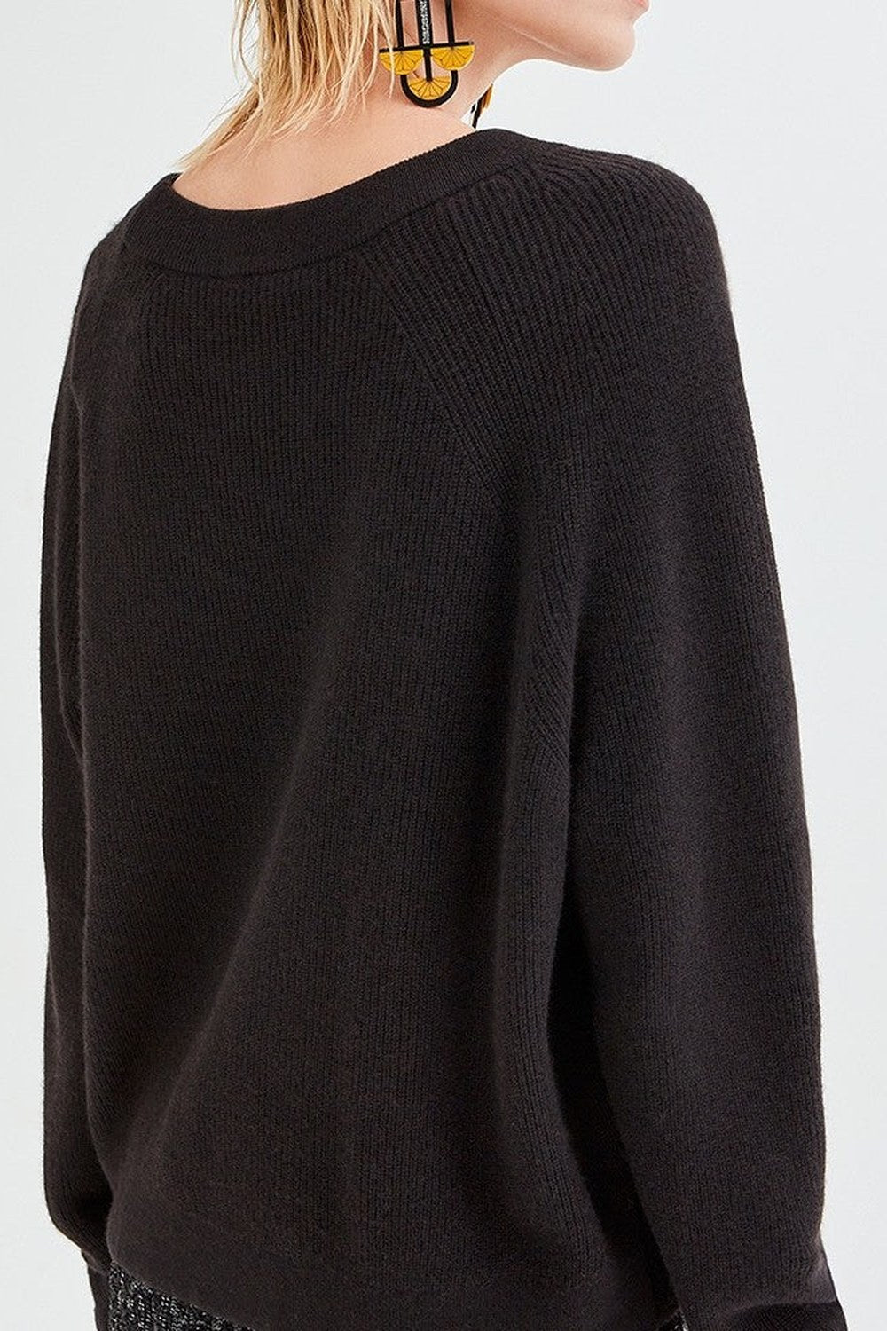 Heart Break Reglon Sleeve Sweater Black - 0