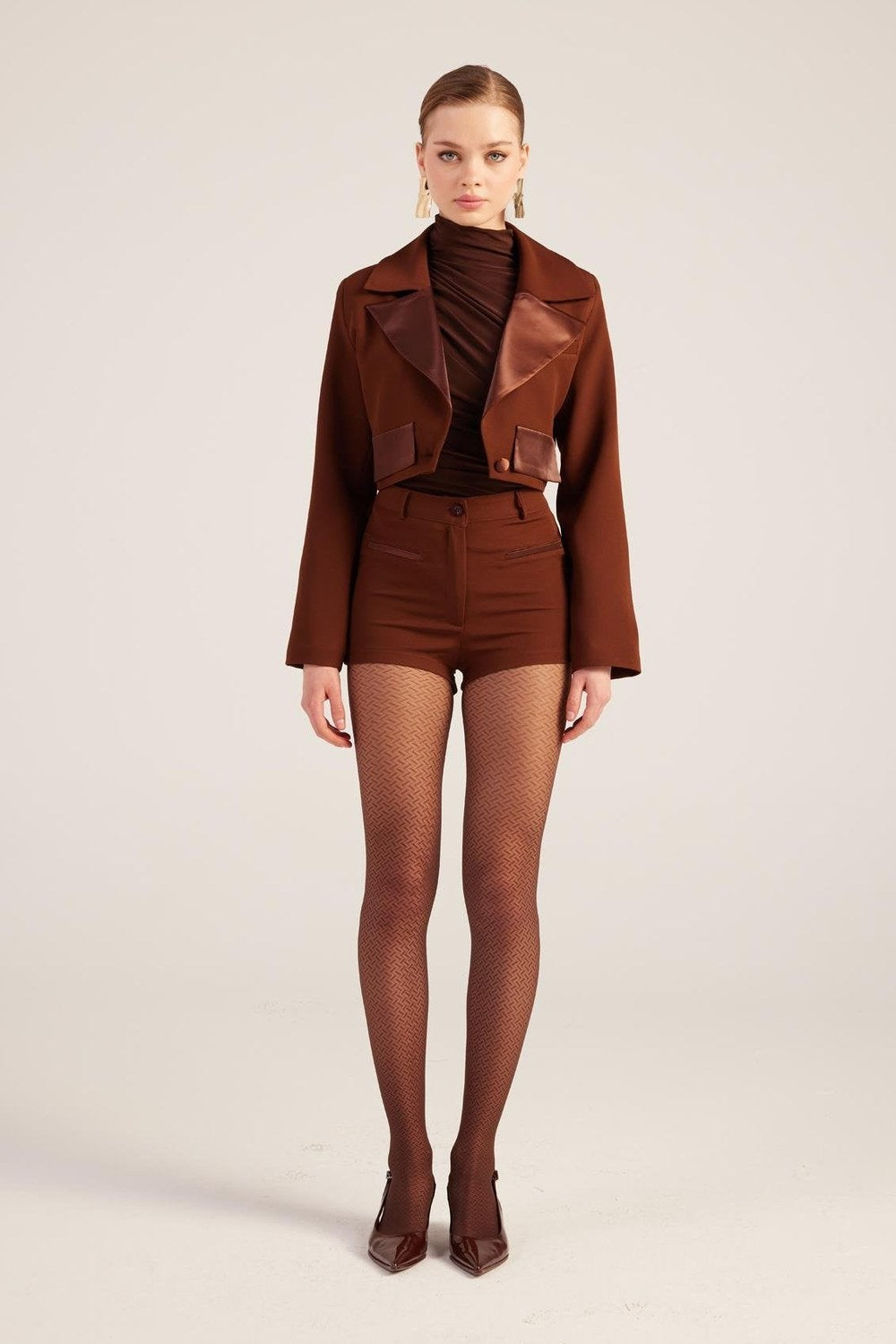 Yakası Saten Detaylı Camila Crop Blazer Ceket Kahve - 0
