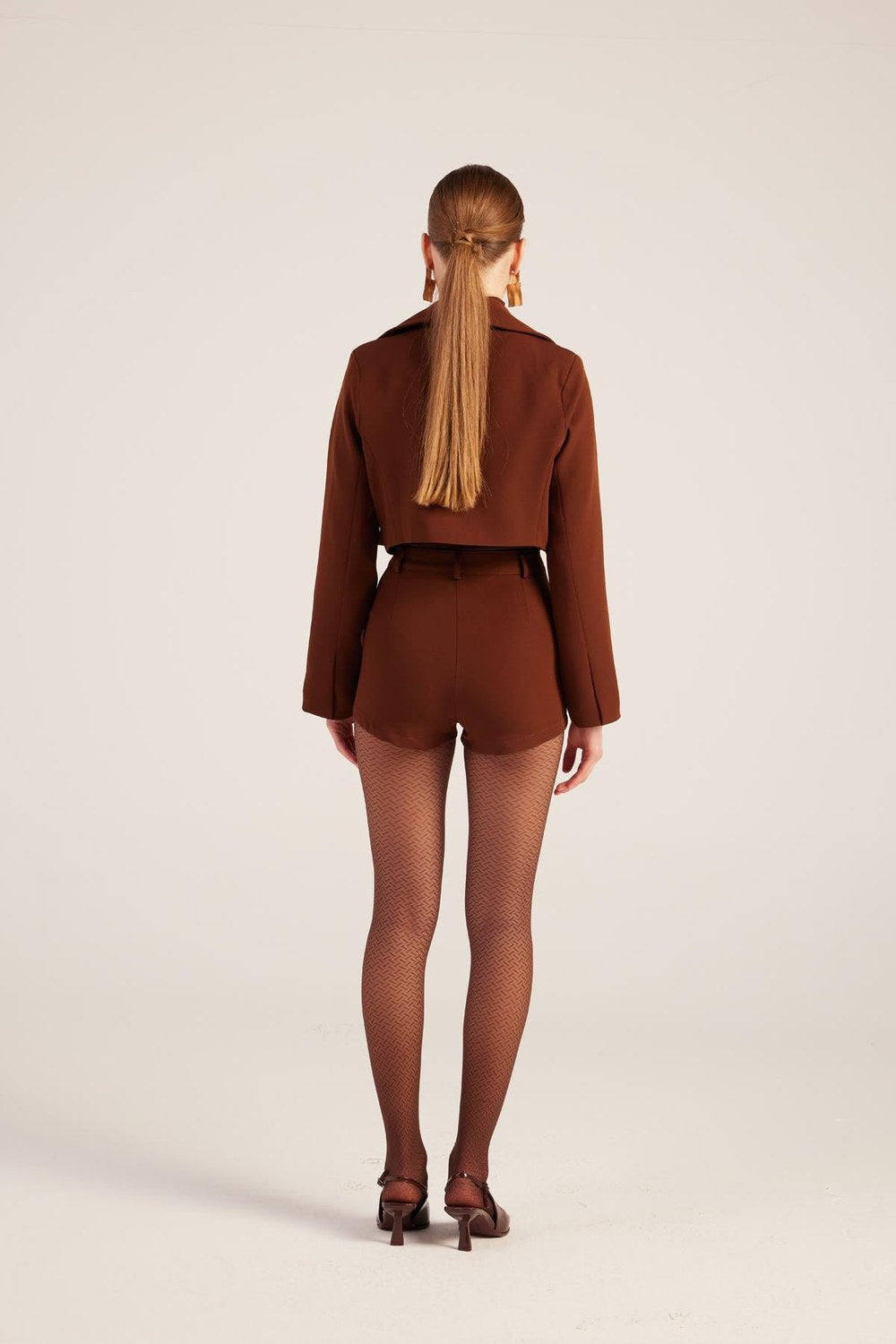 Yakası Saten Detaylı Camila Crop Blazer Ceket Kahve - 4