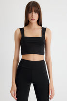Larisa Kalın Askılı Crop Top | Siyah
