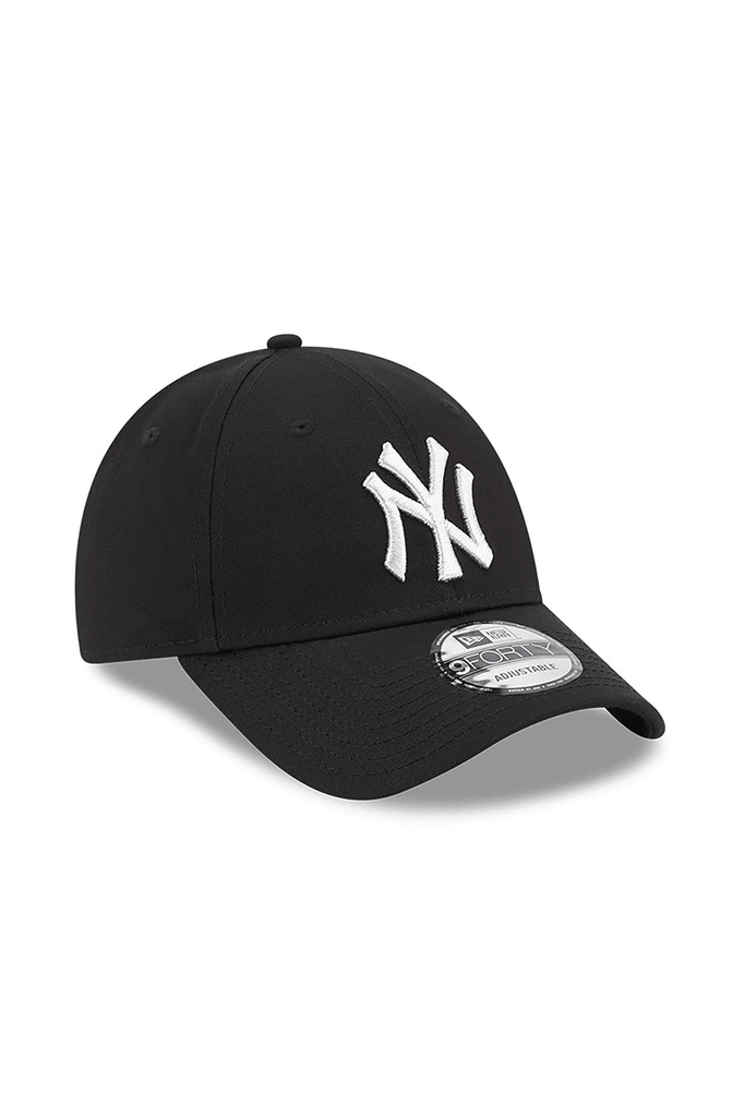 New Era | New York Yankees Metallic Logo Womens Black 9FORTY 2 | Milagron