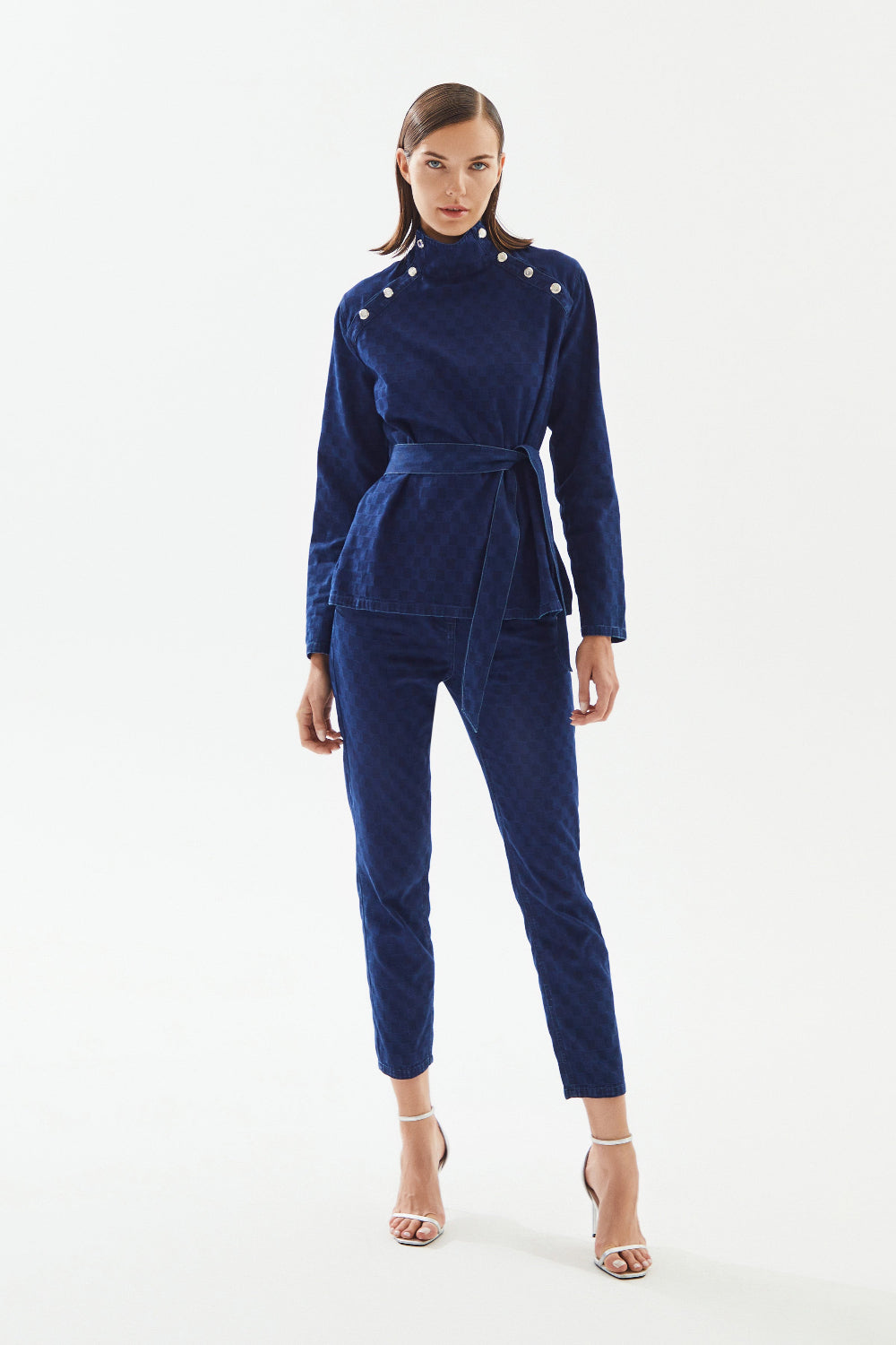 2be4A-Kadın Boğazlı Damalı Denim Bluz-Bluz-1-Milagron.com