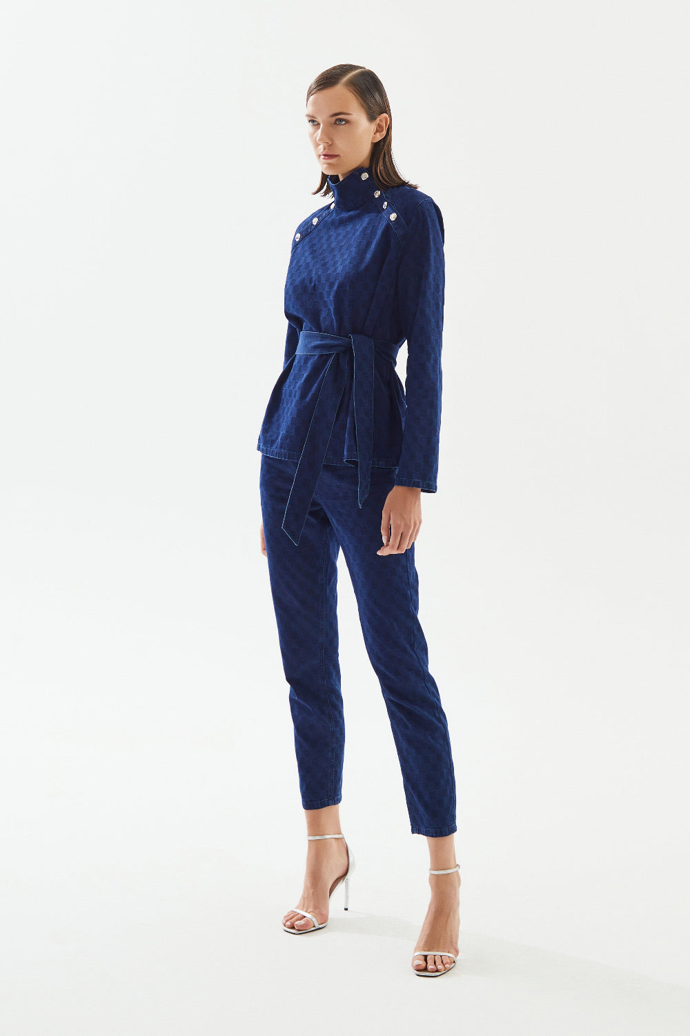 2be4A-Kadın Boğazlı Damalı Denim Bluz-Bluz-5-Milagron.com