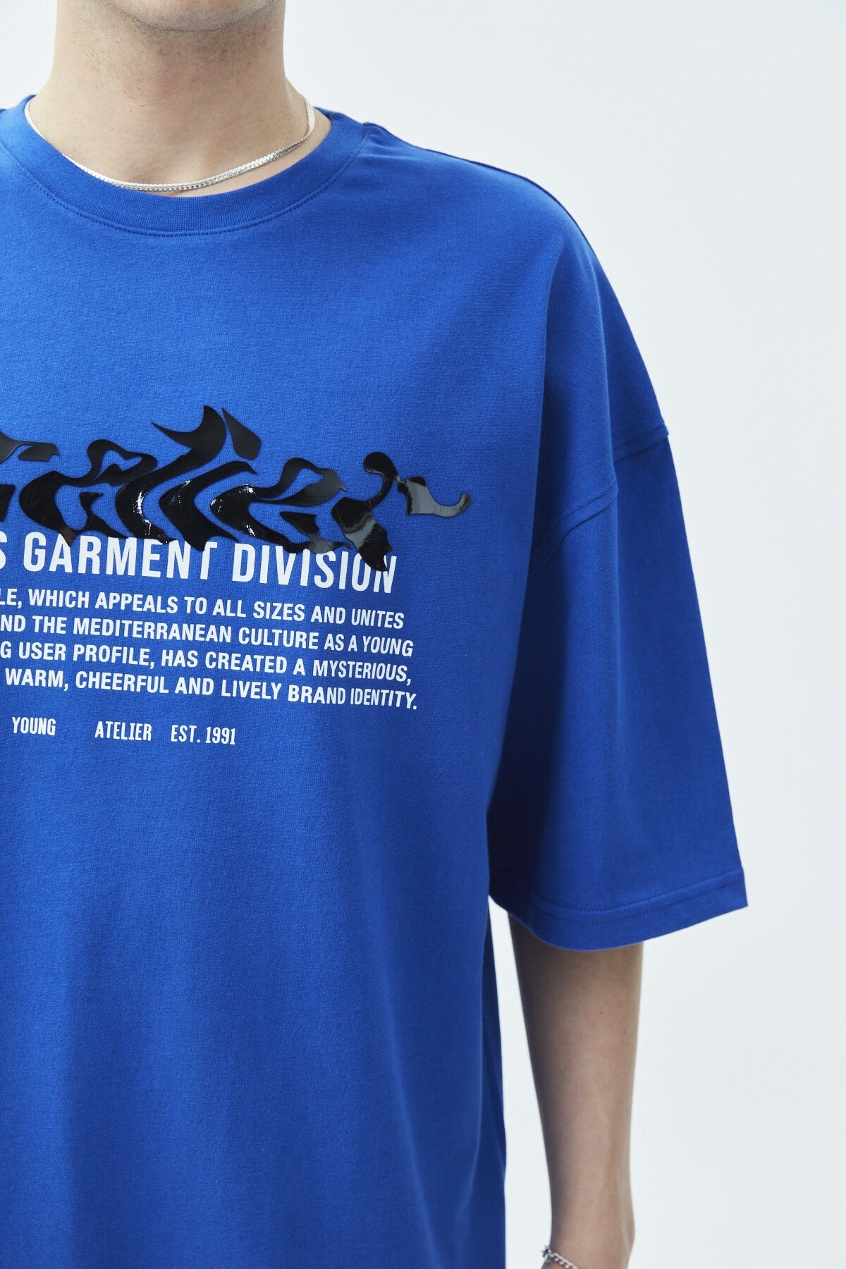 Atelier Kabartma Baskılı Oversize Tişört