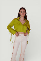 Özel Dokulu Saten Crop Silky Gömlek Yeşil