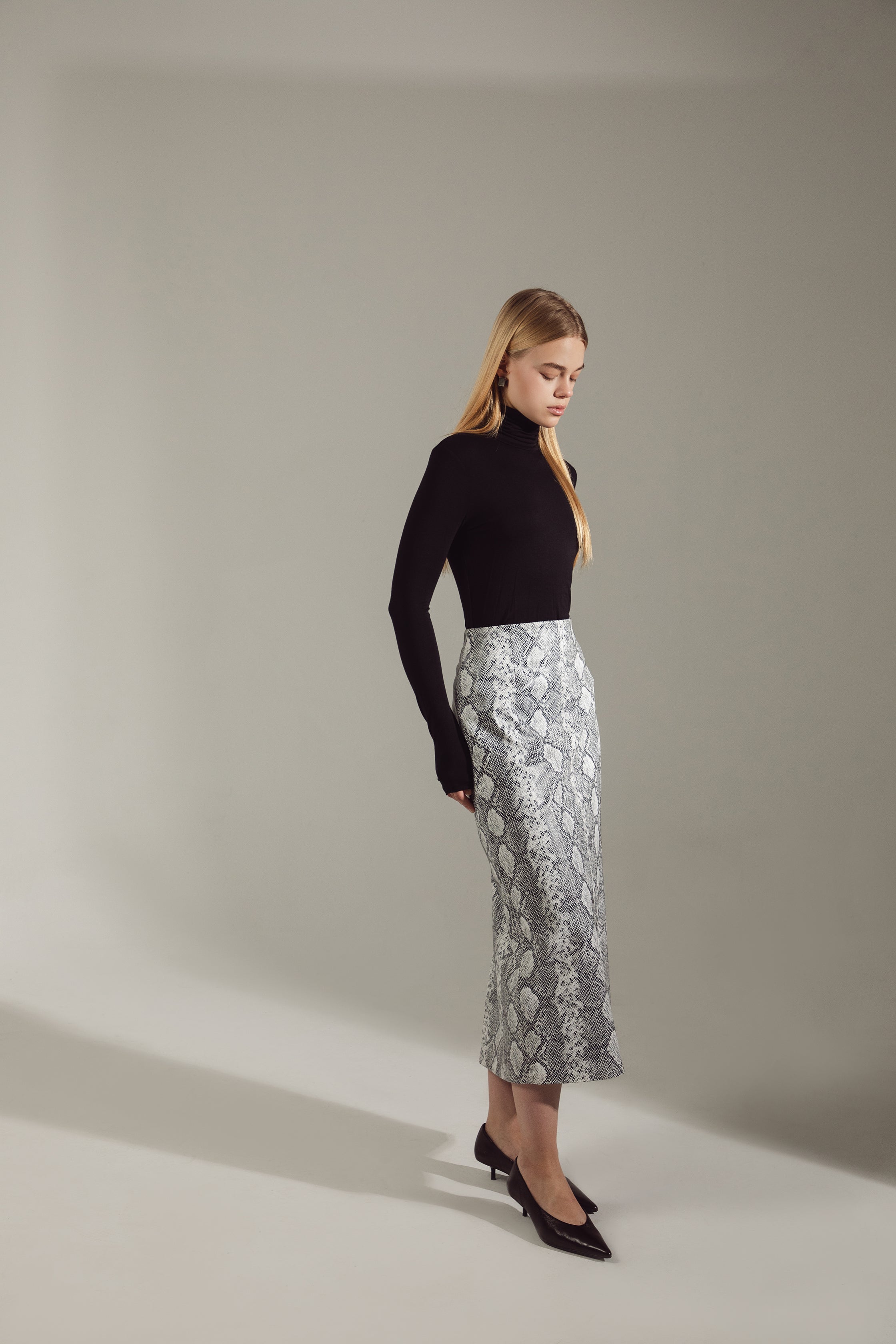 Python-Textured Eco-Leather Structured Skirt
