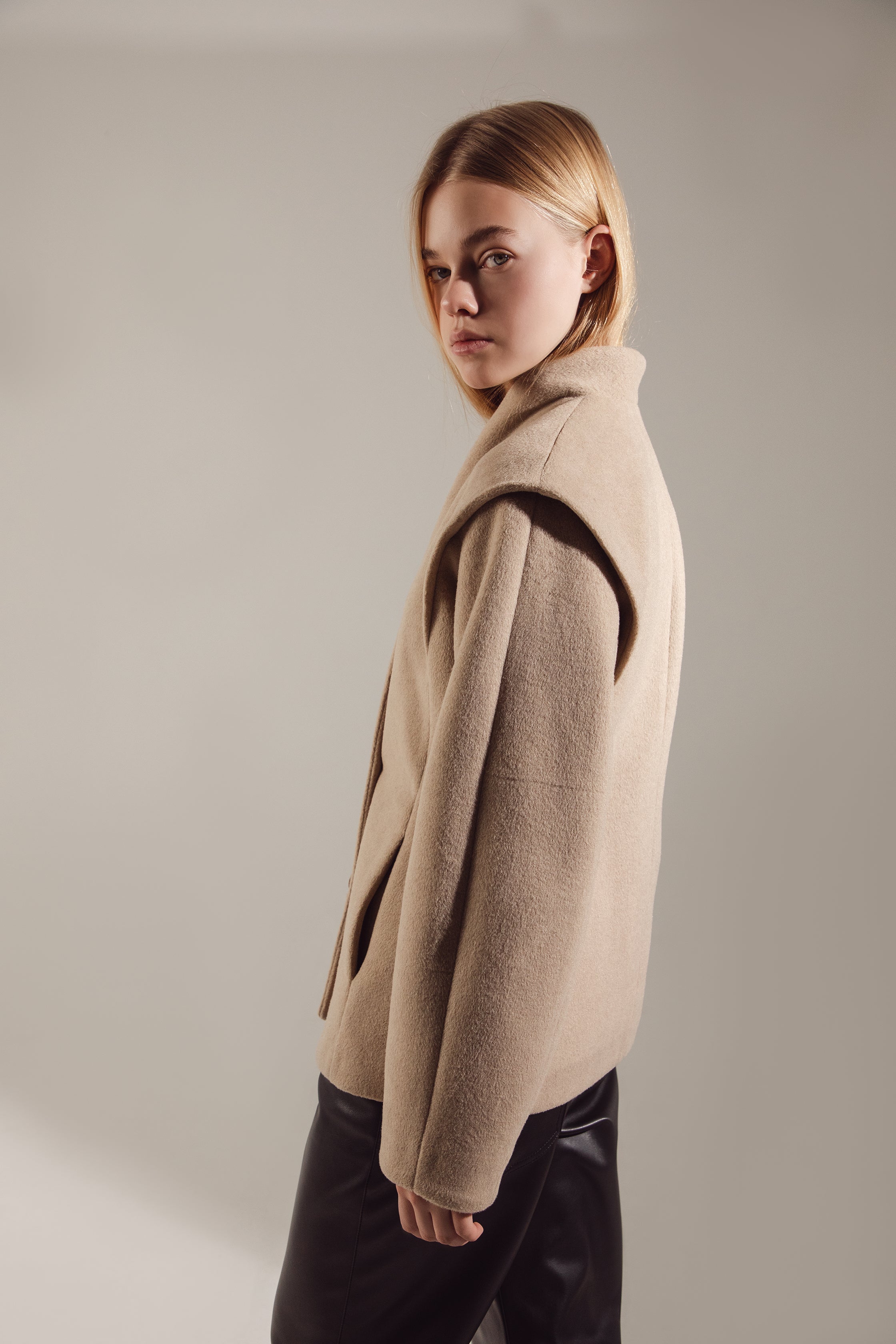 "Milky" Premium Wool Cropped Jacket-Coat