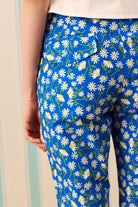 Belle-Marguerite-Studio-Daisy-Brode-Detaylı-Kapri-Pantolon-7-Milagron.com