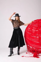 A Simple Way Co-Sofi Siyah Kadife-Etek-1-Milagron.com